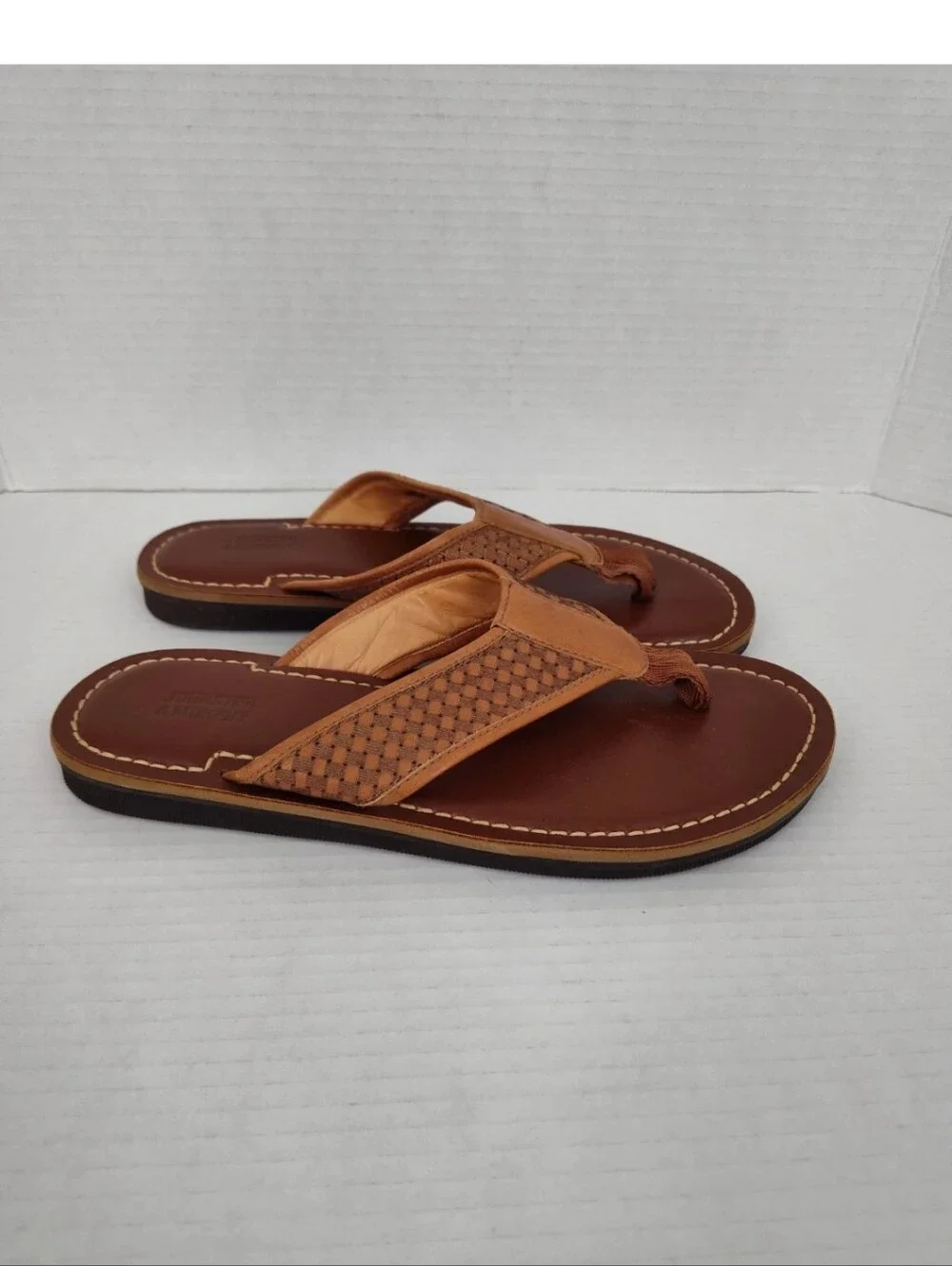 Johnston & Murphy Mens Norris Thong Sandals Cushioned Brown Leather Size 8